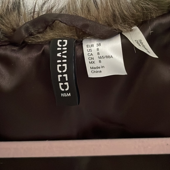 Faux fur vest - Picture 2 of 3